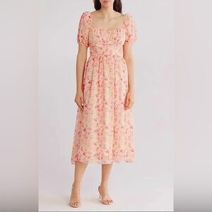 ASTR Blush Pink Floral Puff-Sleeve Midi Dress